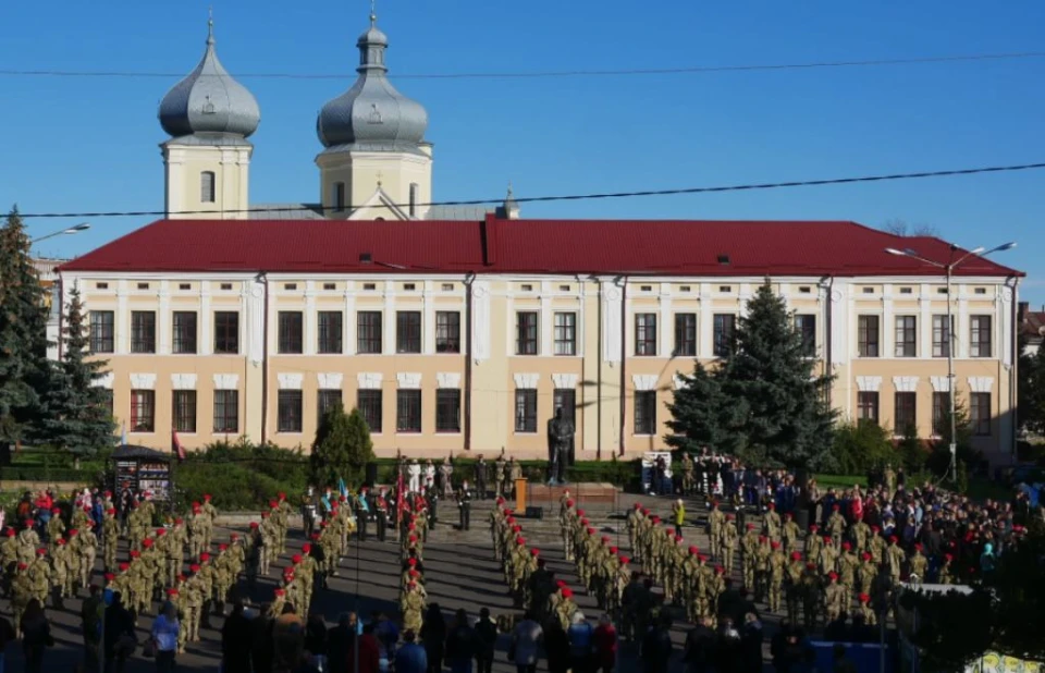 військовий коледж